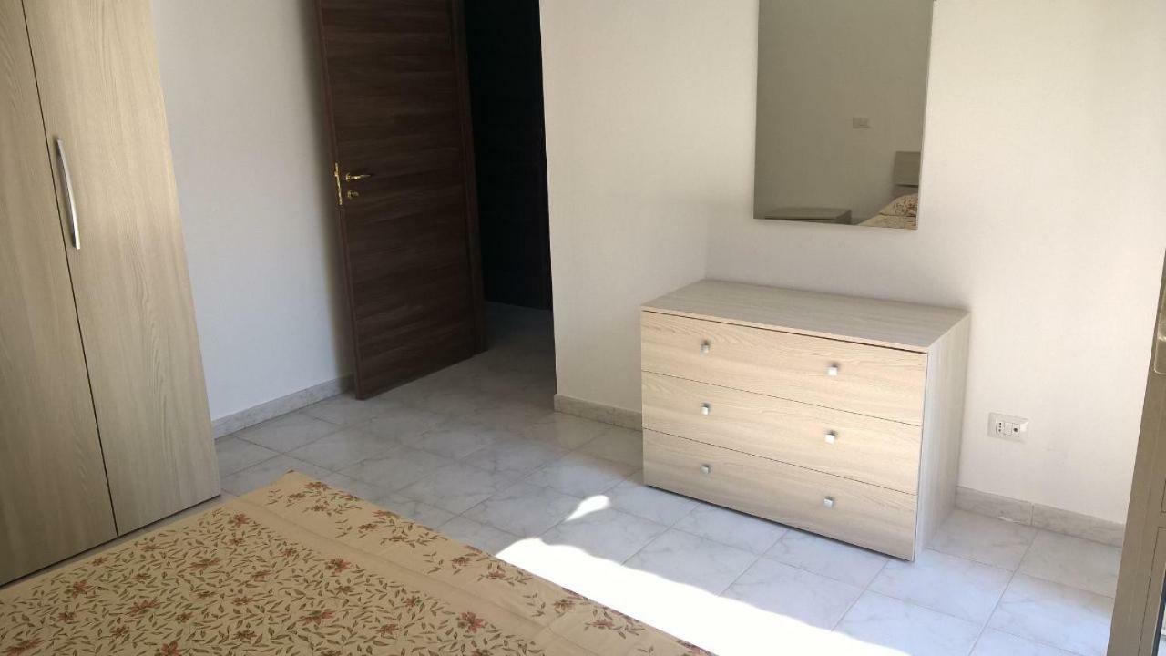 Climatizzato In Centro A 100M Dal Mare Villa Ciro Marina Bagian luar foto