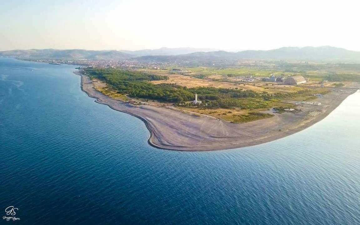 Climatizzato In Centro A 100M Dal Mare Villa Ciro Marina Bagian luar foto